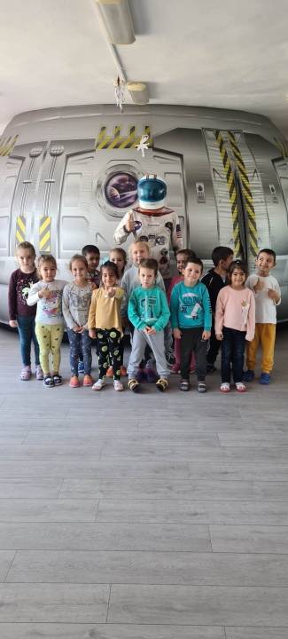 Подвижен планетариум в детската градина